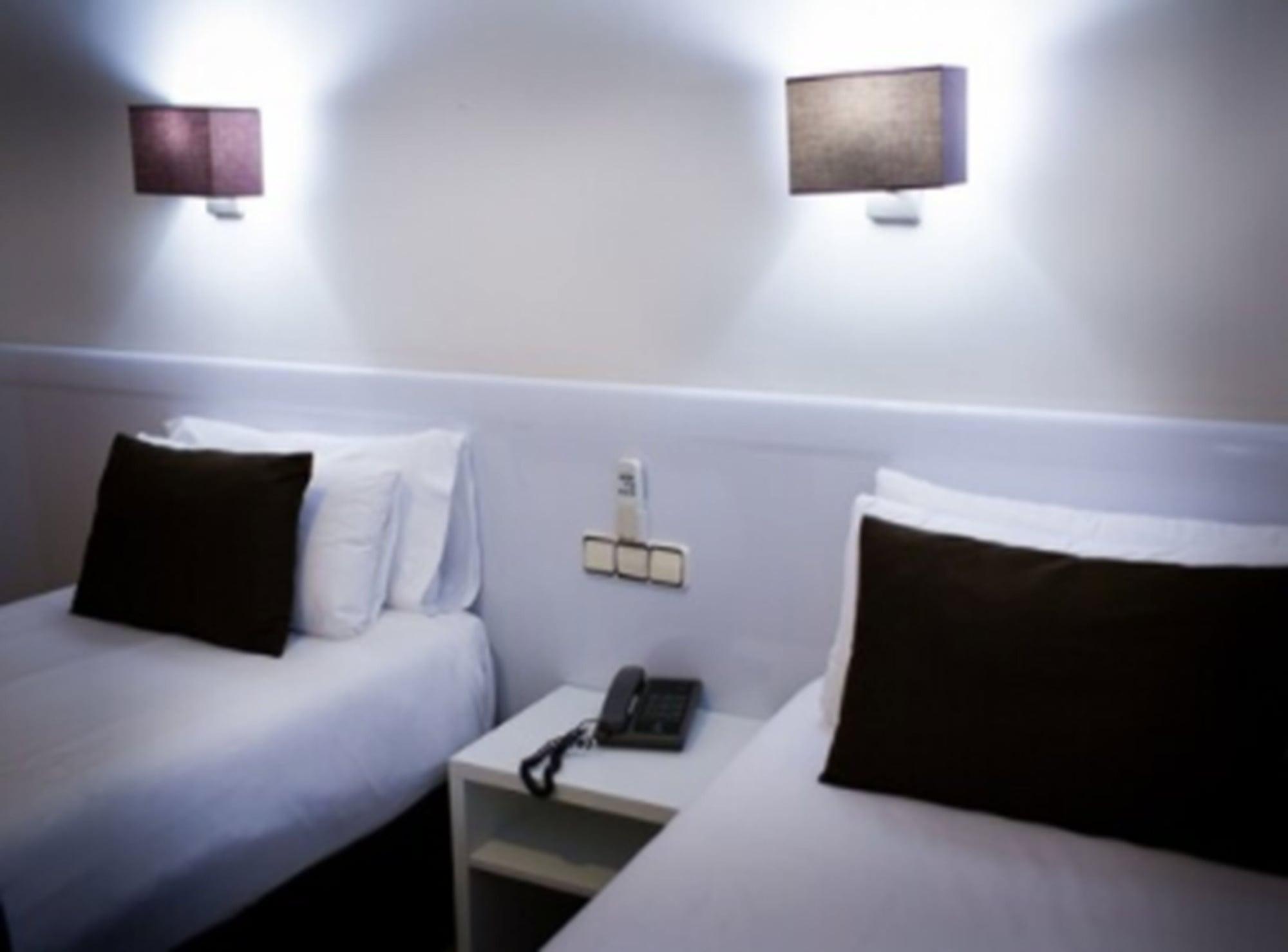 สวีท โฮเทล คอนติเนนตัล Hotel บาเลนเซีย ภายนอก รูปภาพ