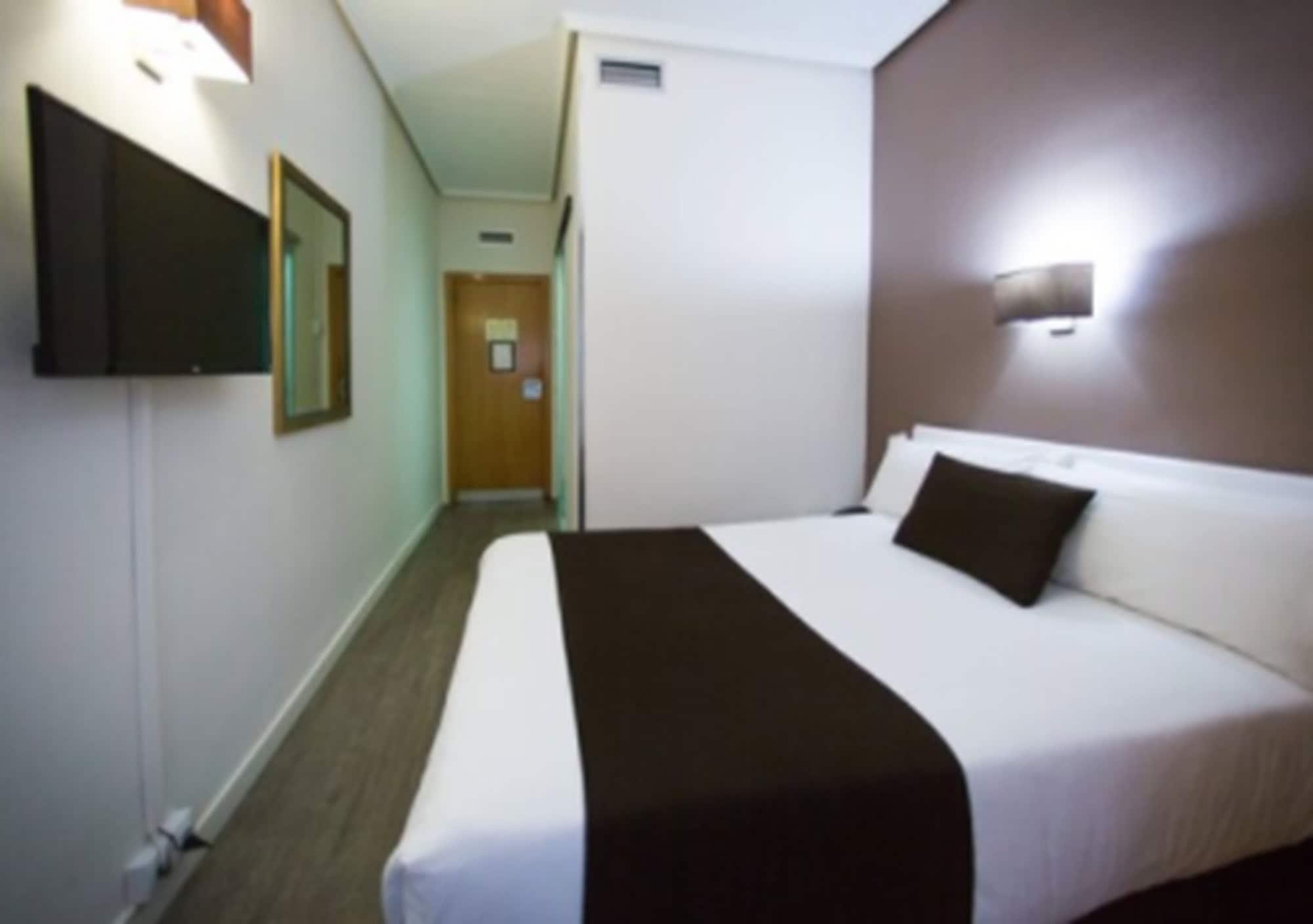 สวีท โฮเทล คอนติเนนตัล Hotel บาเลนเซีย ภายนอก รูปภาพ