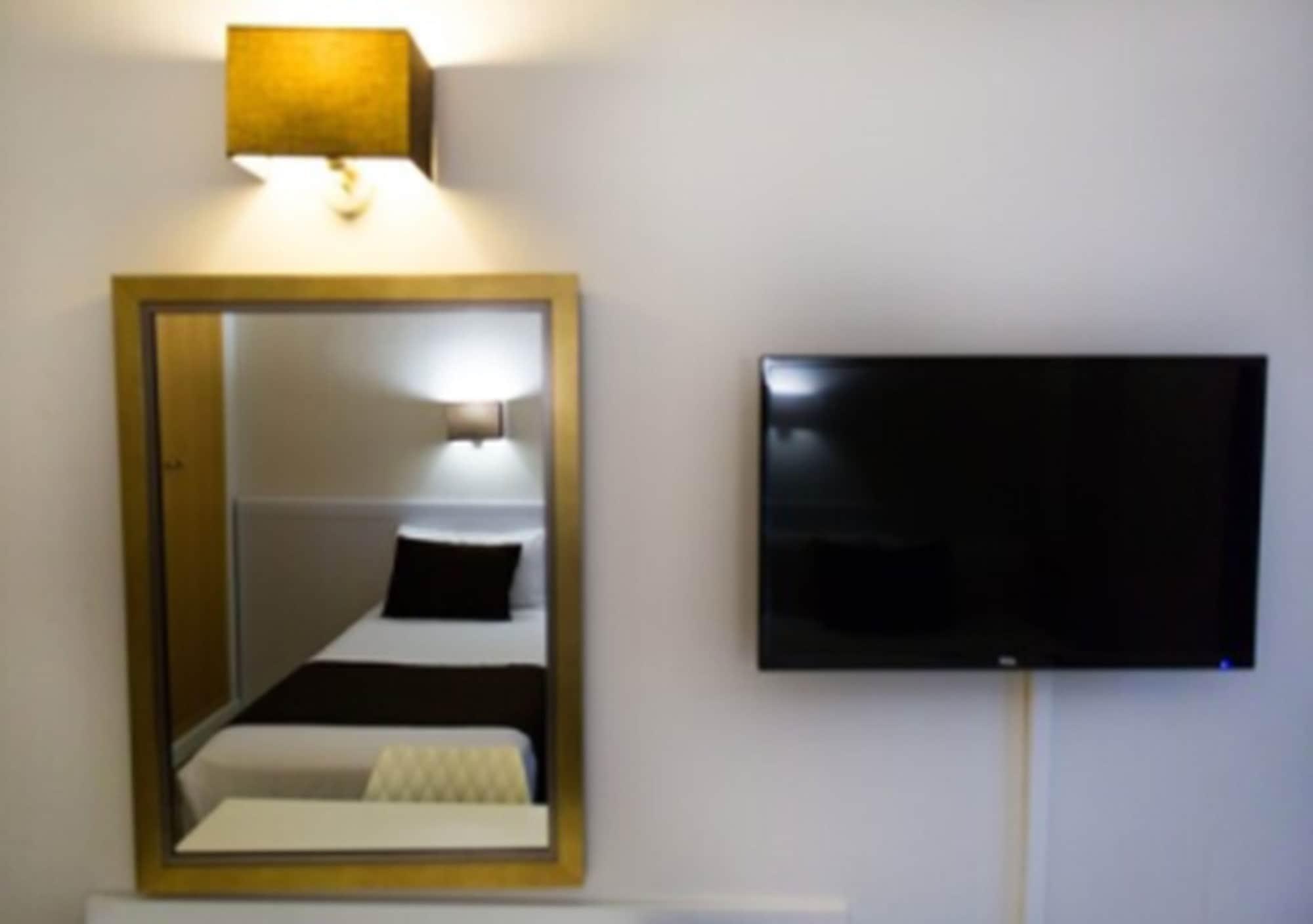 สวีท โฮเทล คอนติเนนตัล Hotel บาเลนเซีย ภายนอก รูปภาพ